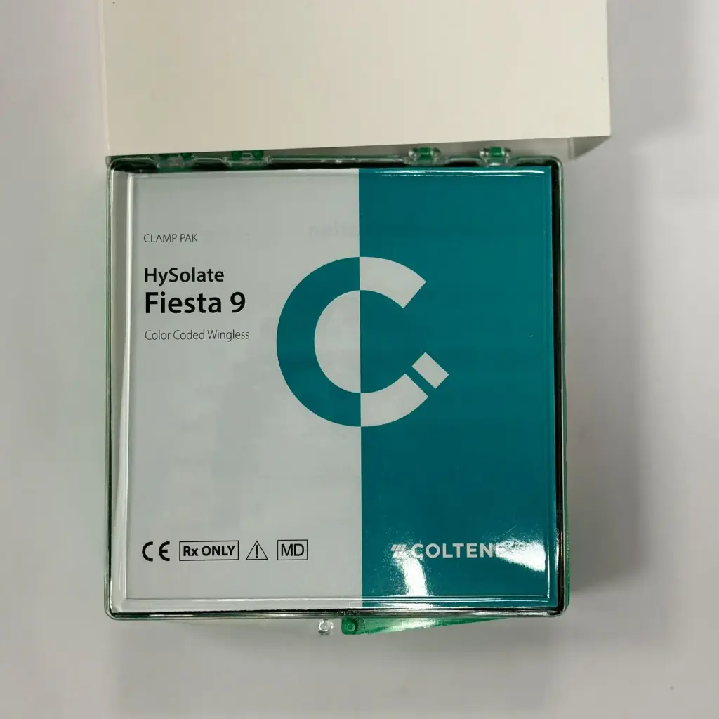 ESTUCHE GRAPAS FIESTA CON 9, C/ALETA,ORGANIZADOR PLÁSTICO