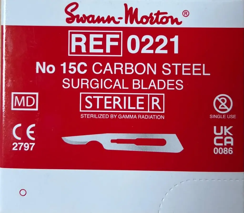 HOJA DE BISTURI N. 15C C/100 PZAS COD. 3635/15C NAVAJA