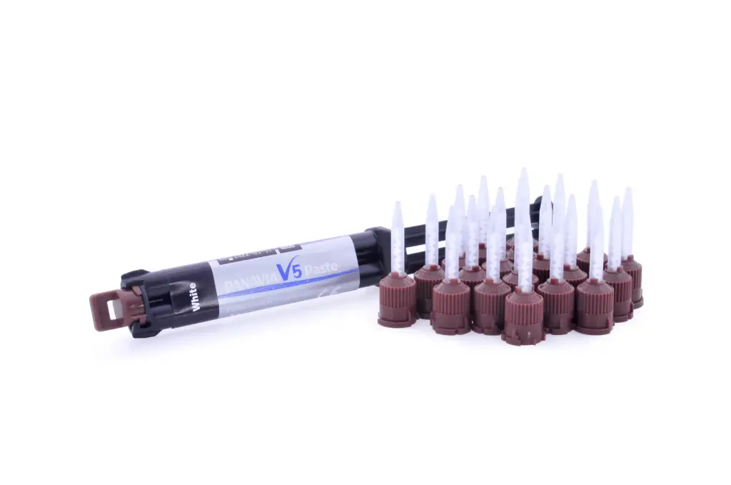 [256-3614] CEMENTO PANAVIA V5 PASTE WHITE 4.6ml